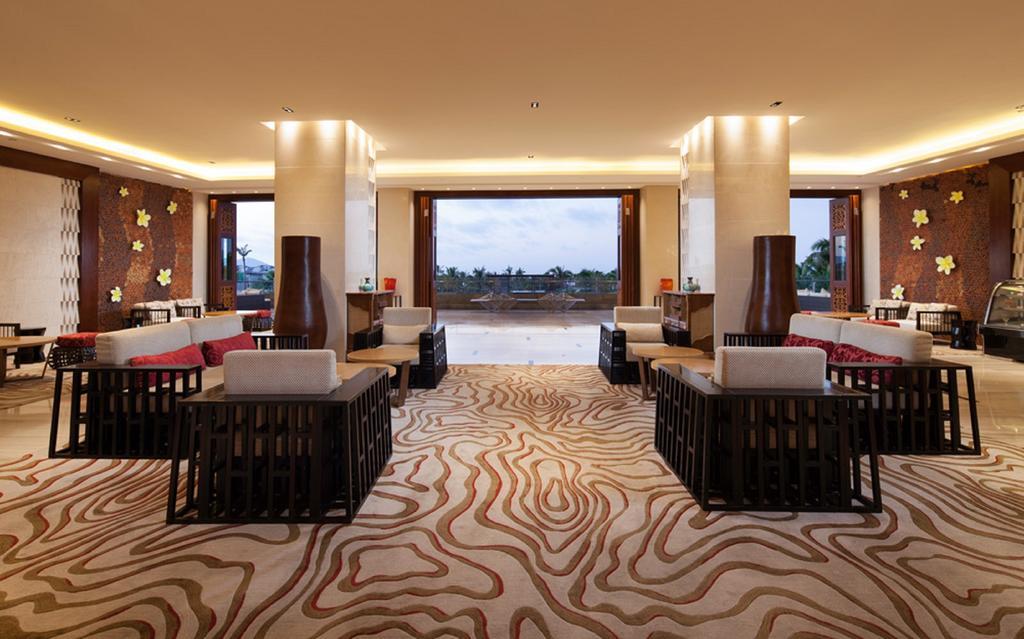 Aloha Oceanfront Suite Resort Lingshui  Exterior photo