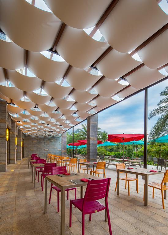 Aloha Oceanfront Suite Resort Lingshui  Exterior photo