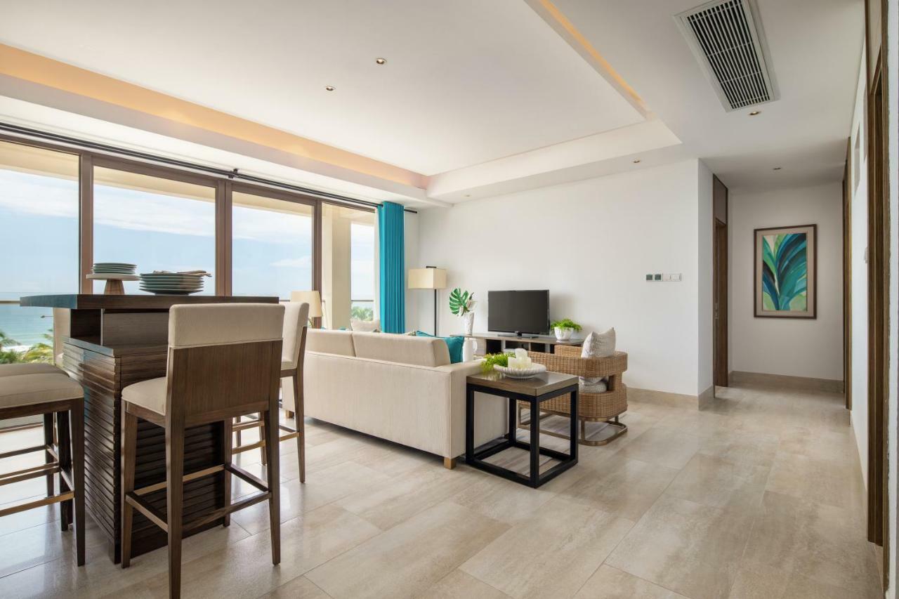 Aloha Oceanfront Suite Resort Lingshui  Exterior photo