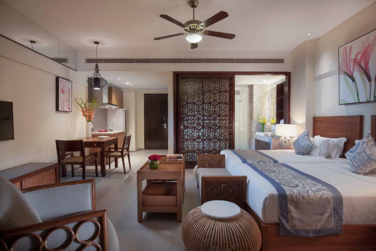 Aloha Oceanfront Suite Resort Lingshui  Room photo