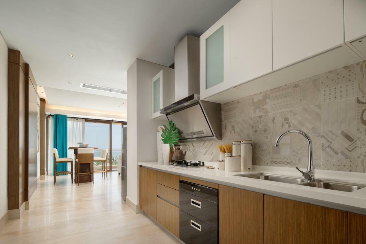 Aloha Oceanfront Suite Resort Lingshui  Room photo
