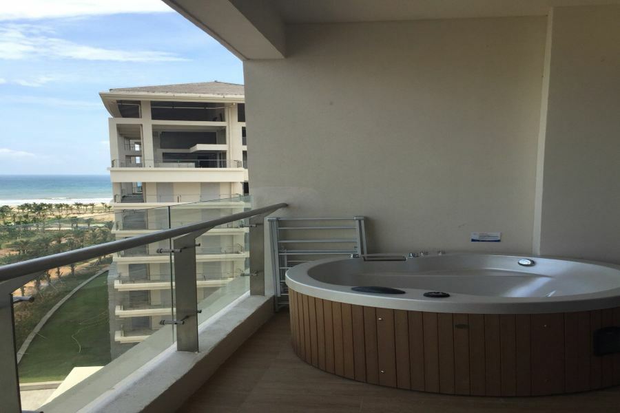 Aloha Oceanfront Suite Resort Lingshui  Exterior photo